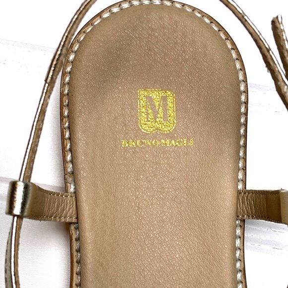 Bruno Magli Jenna Women 9.5 Gold Leather T-Strap Sandals Made in Portugal Raffia - Picture 7 of 11